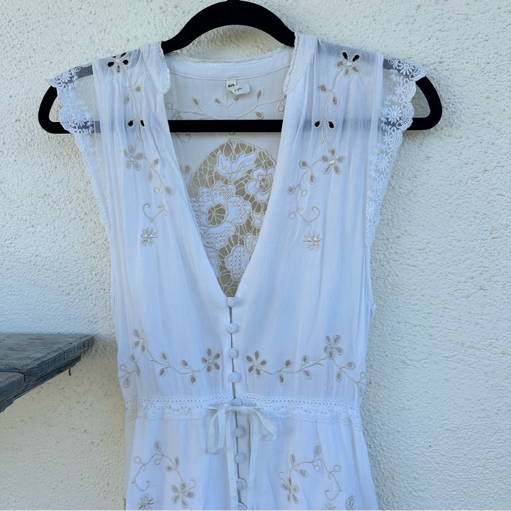 Spell White Eyelet Lace Trim Romper - Picture 4 of 9